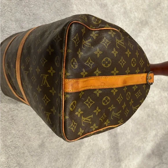 Auth Louis Vuitton Keepall 50 Monogram Travel Bag - Picture 7 of 16
